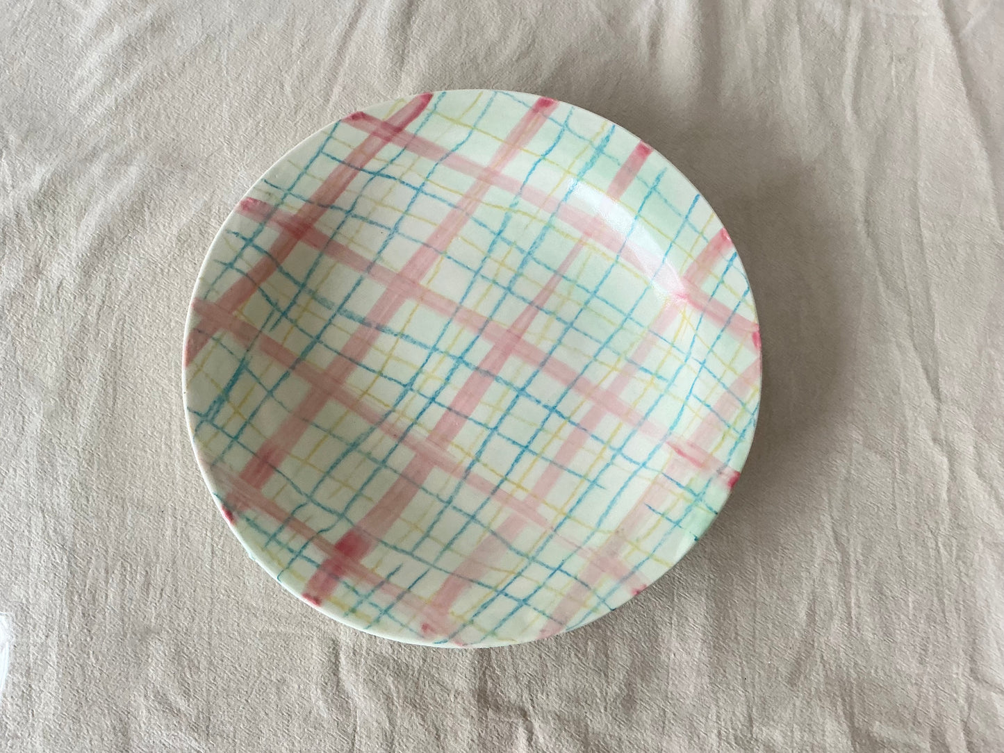 HITOMI KAKU's plate 24*24*3.5cm