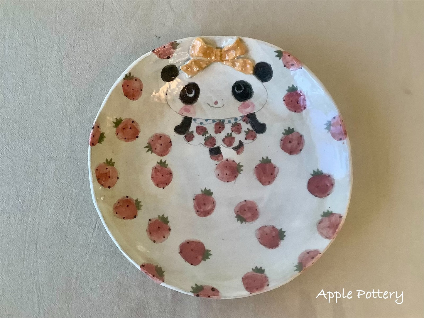 Asako Yamaguchi's plate 22.5*22.5*3.5cm