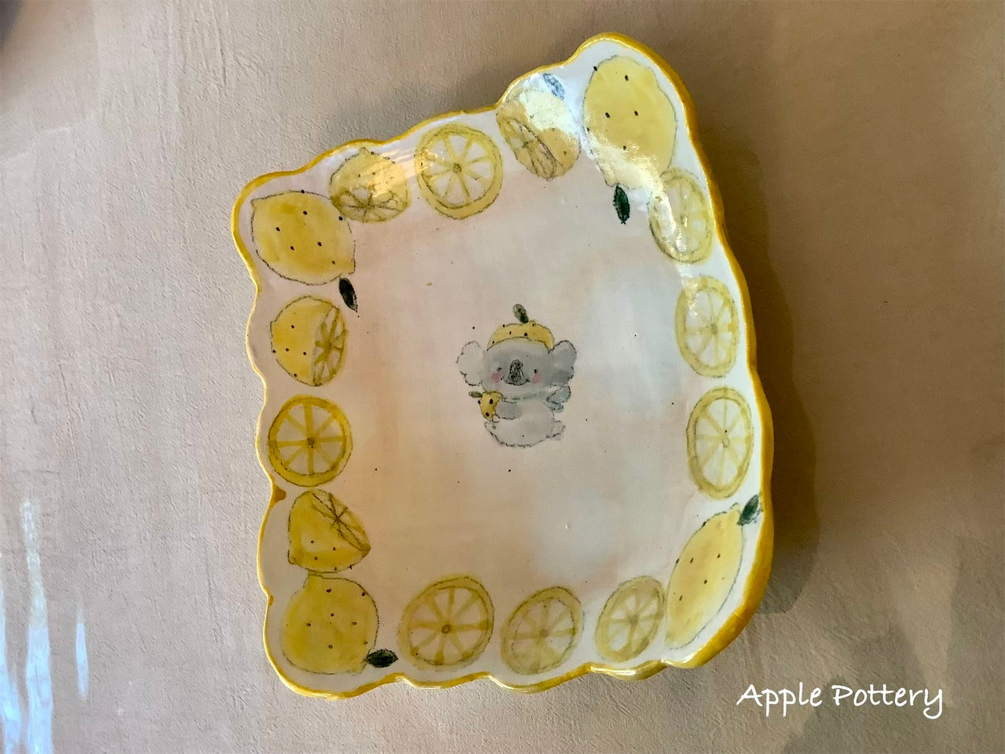 Asako Yamaguchi's plate 21*21*5.3cm