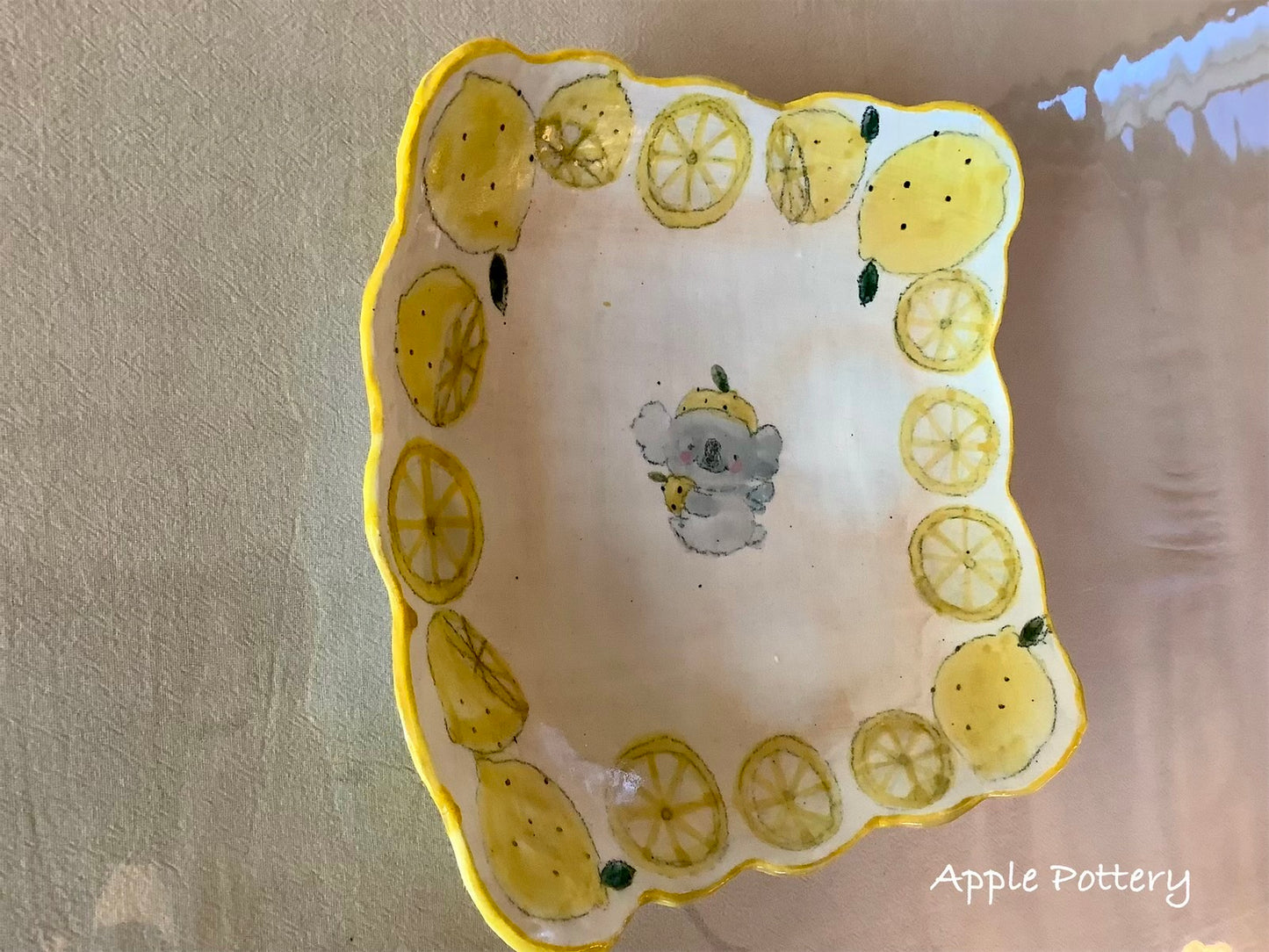 Asako Yamaguchi's plate 21*21*5.3cm