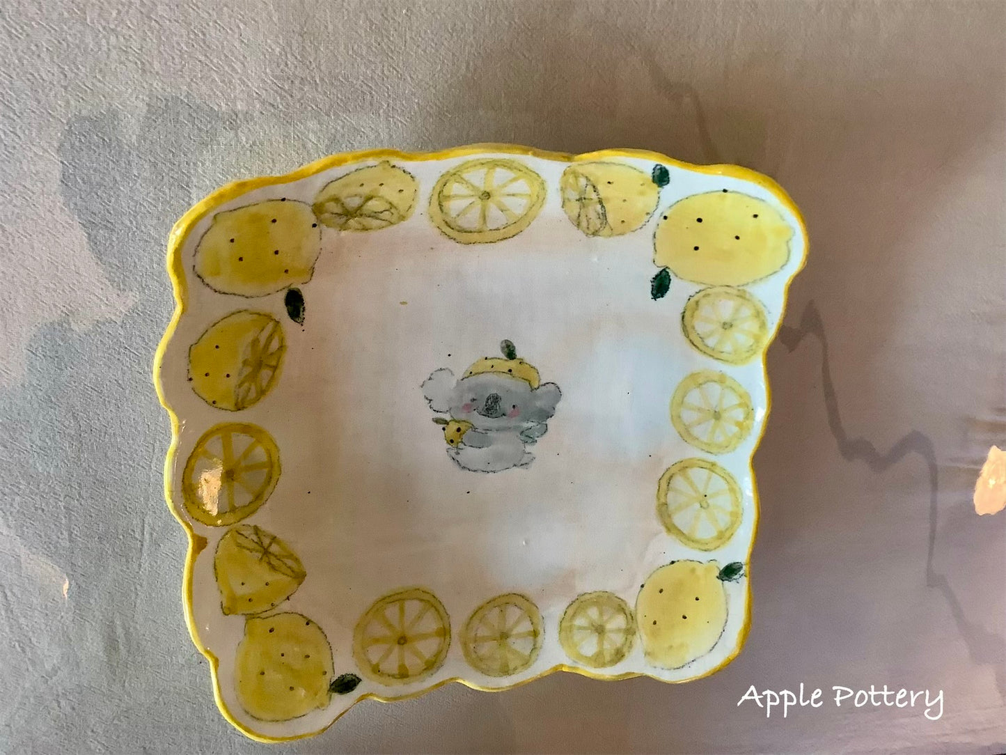 Asako Yamaguchi's plate 21*21*5.3cm
