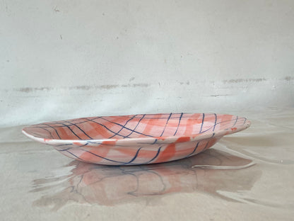 HITOMI KAKU's plate 24*24*3.5cm