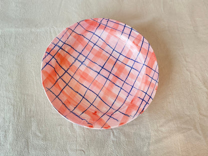 HITOMI KAKU's plate 24*24*3.5cm