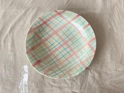 HITOMI KAKU's plate 24*24*3.5cm