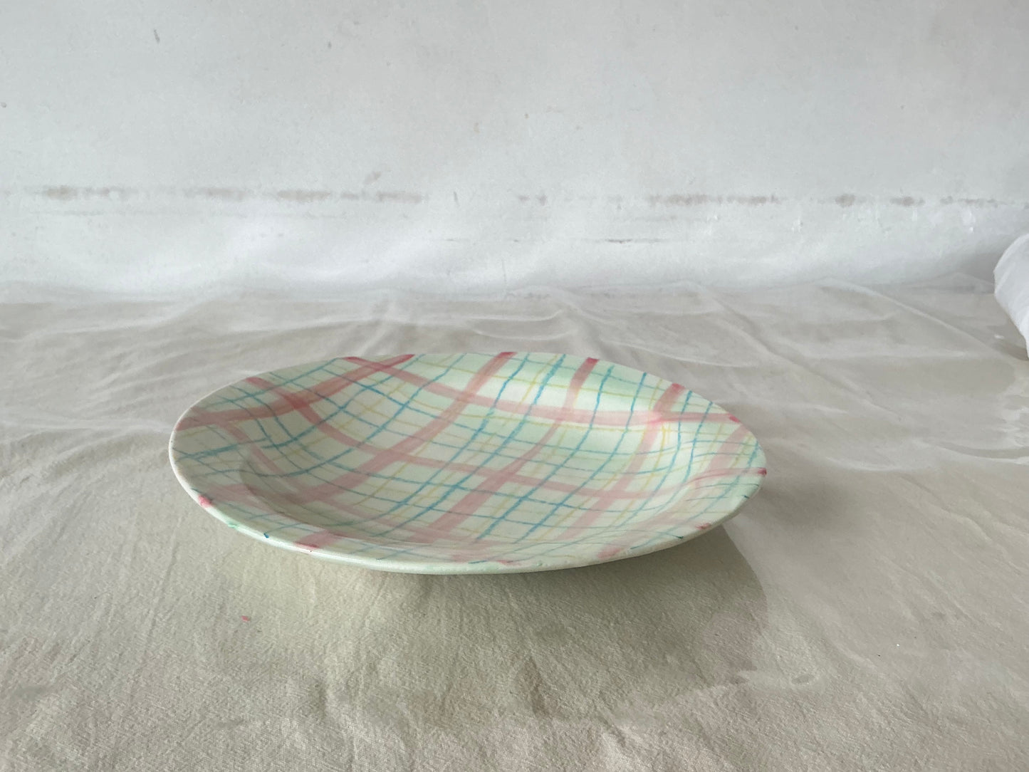 HITOMI KAKU's plate 24*24*3.5cm