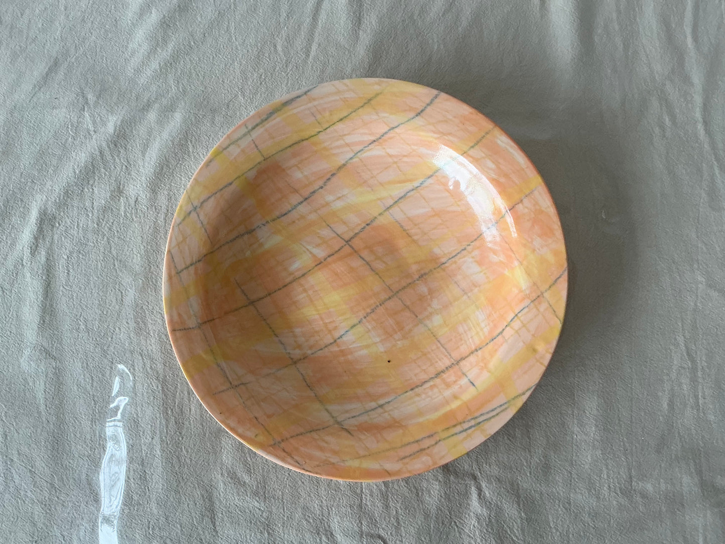 HITOMI KAKU's plate 24*24*3.5cm