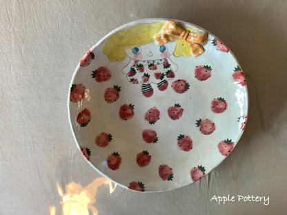 Asako Yamaguchi's plate 22.3*22.5*3.5cm